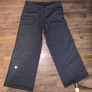 Lululemon crops